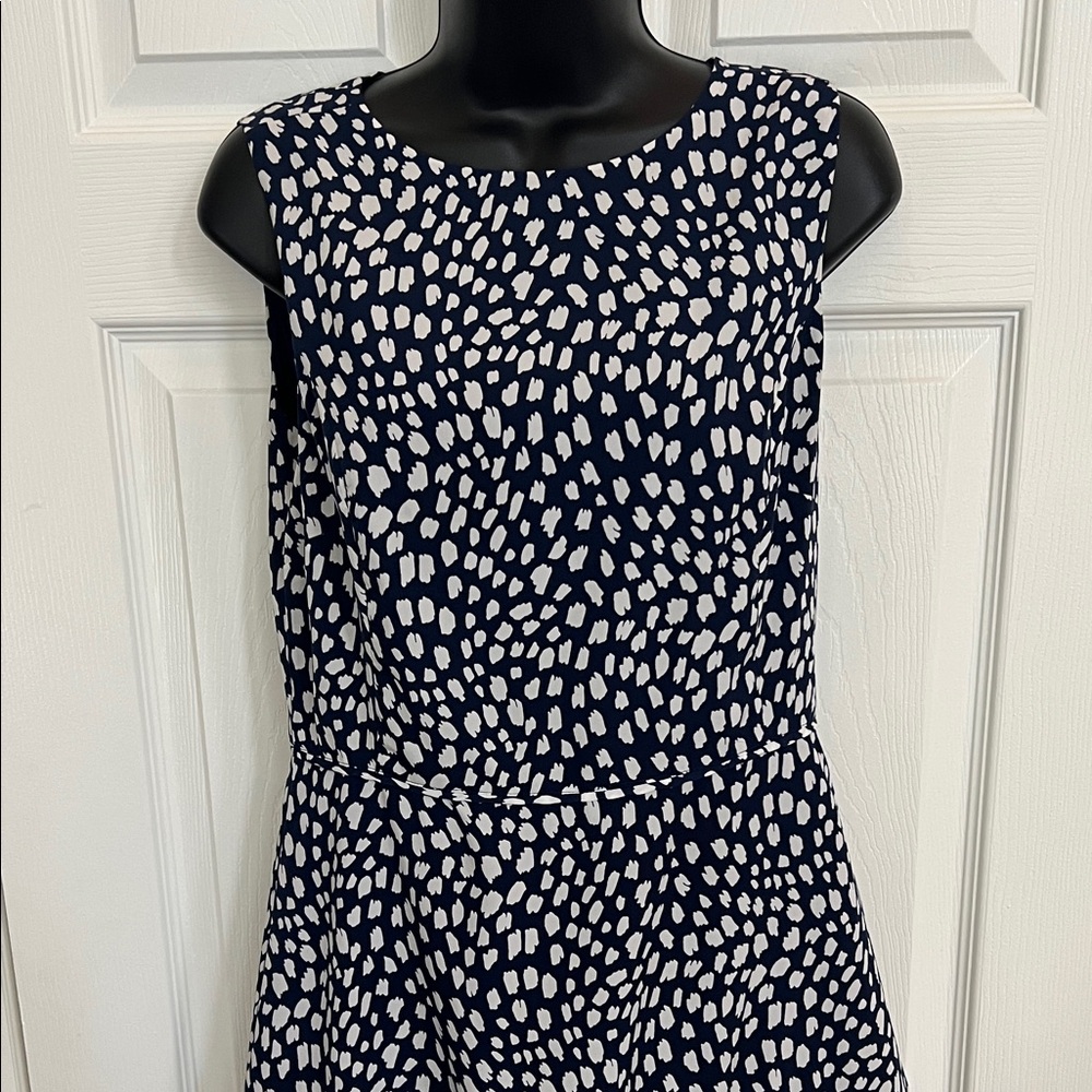Vineyard Vines Navy Dot Dress Sleeveless Fit & Flare Classic Preppy Style - Picture 3 of 12